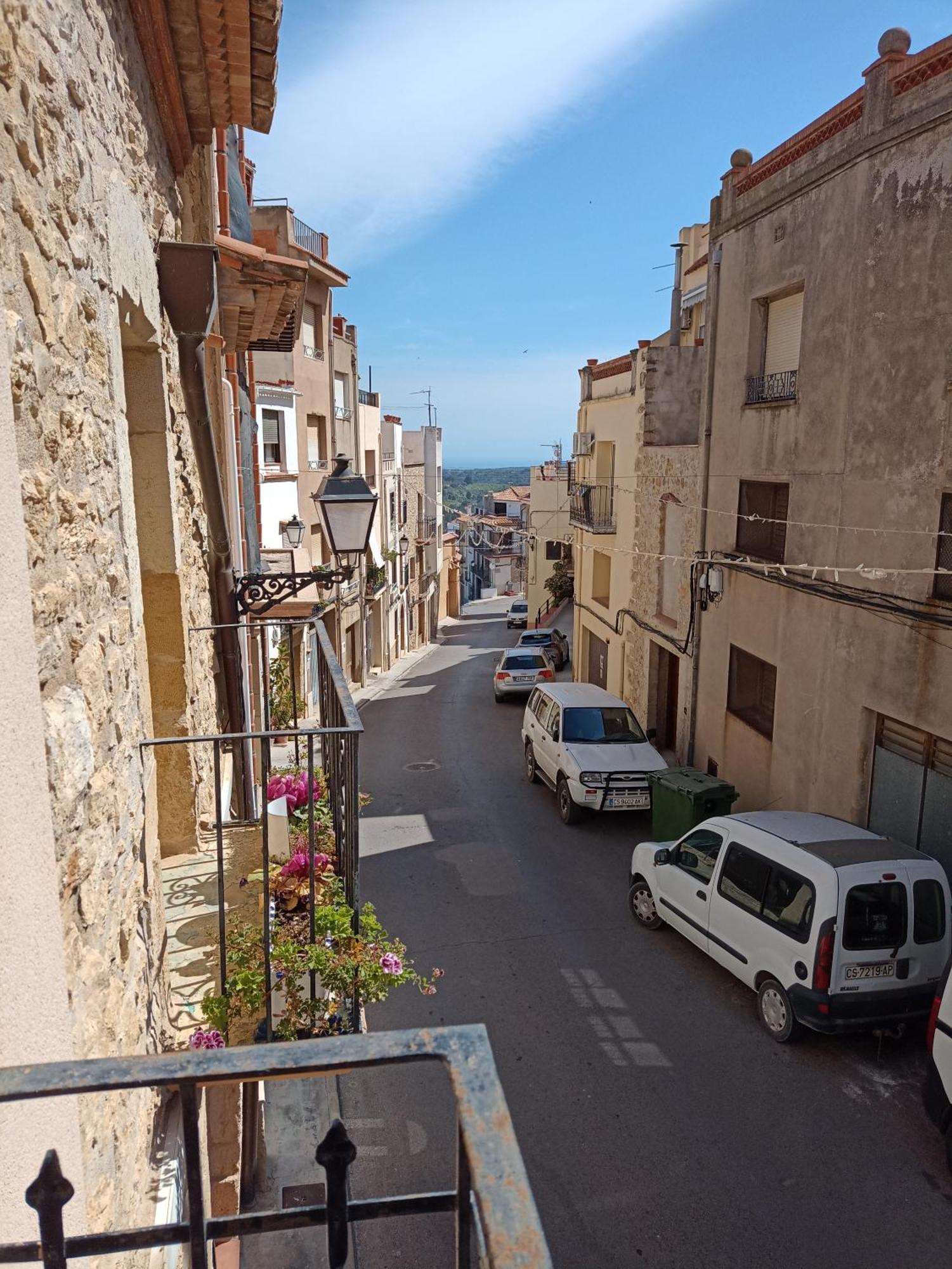 Tranquil And Spacious Townhouse In Historical And Picturesque Cervera Del Maestre Exterior foto