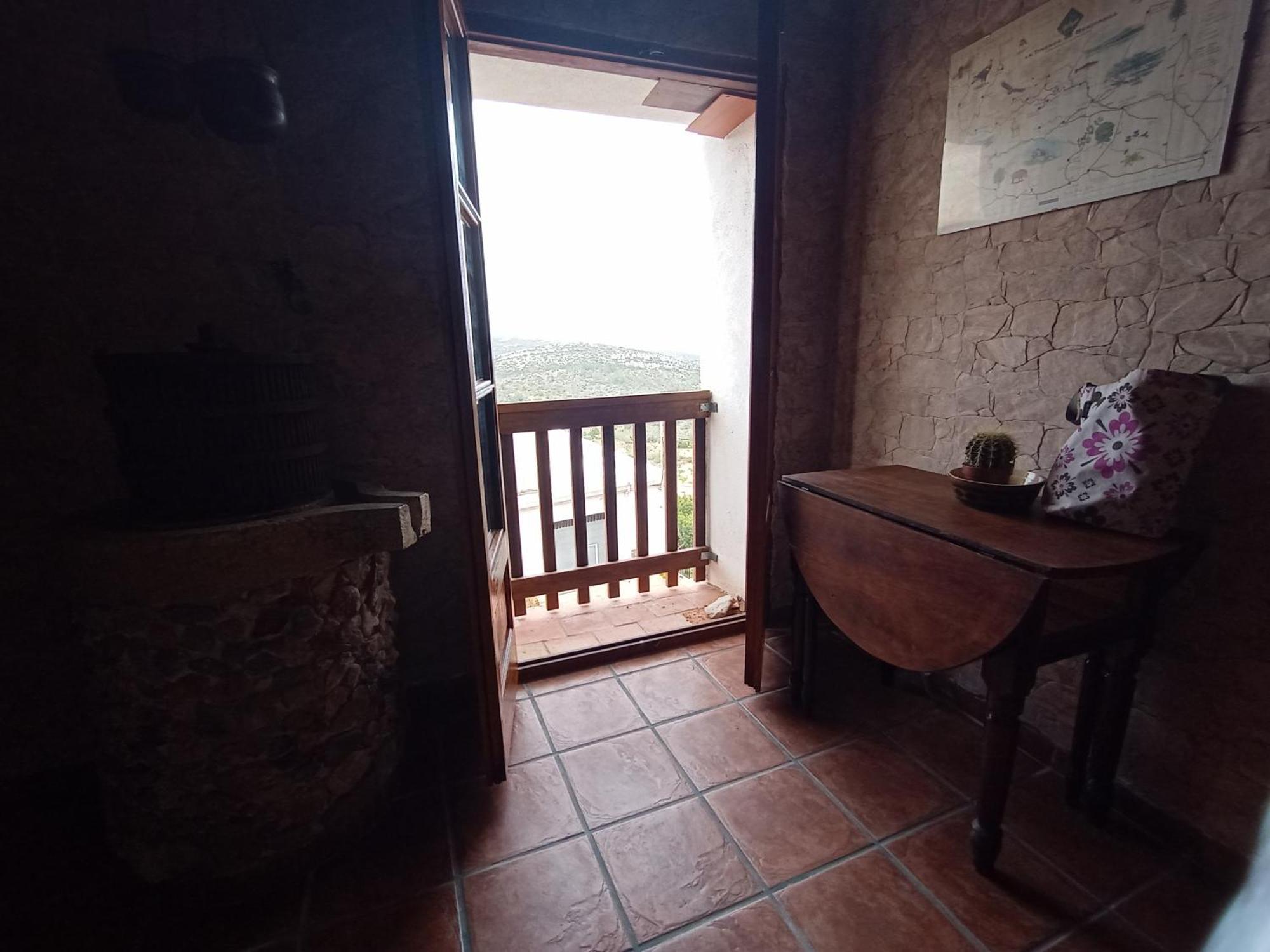 Tranquil And Spacious Townhouse In Historical And Picturesque Cervera Del Maestre Exterior foto