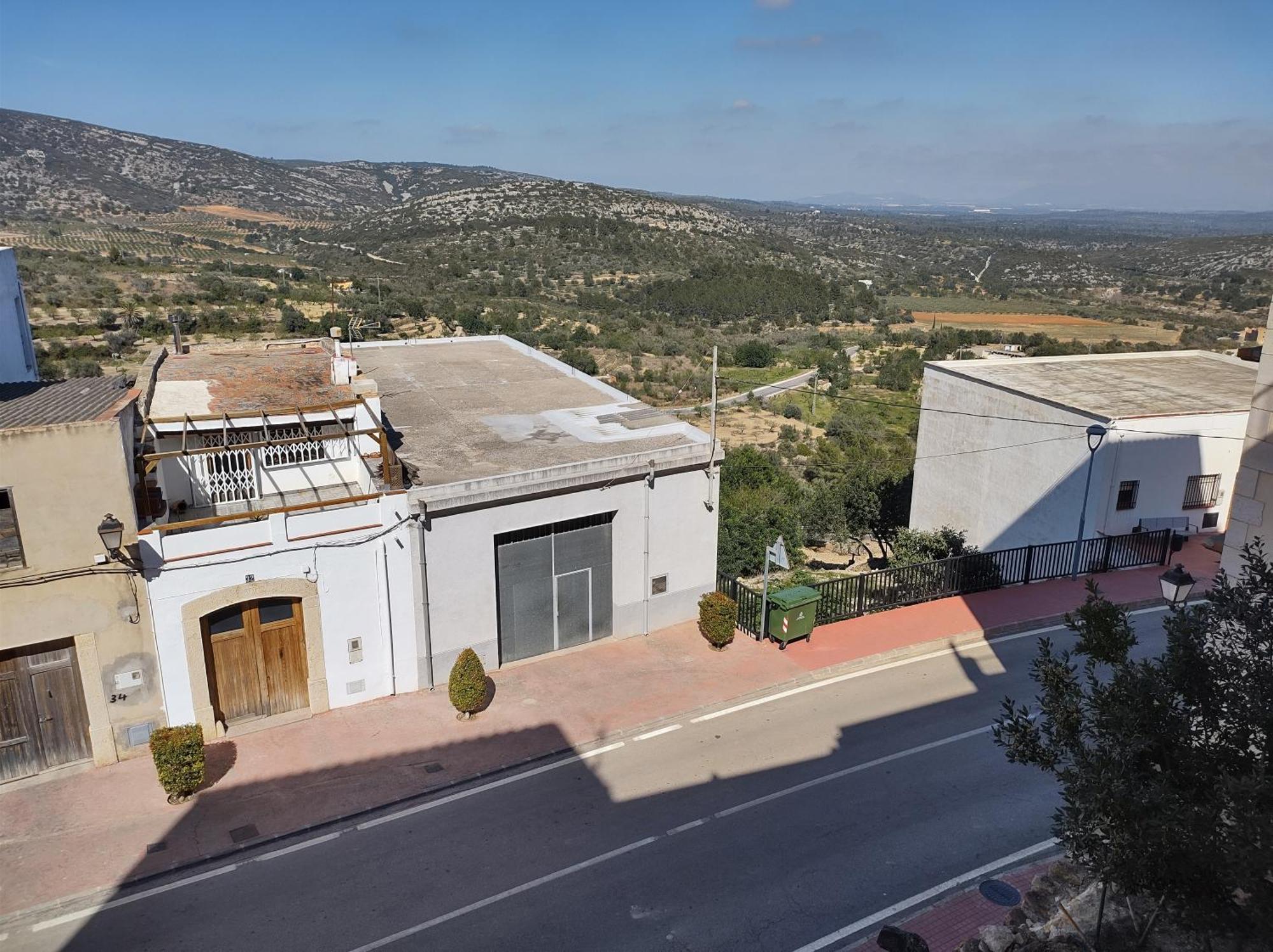 Tranquil And Spacious Townhouse In Historical And Picturesque Cervera Del Maestre Exterior foto